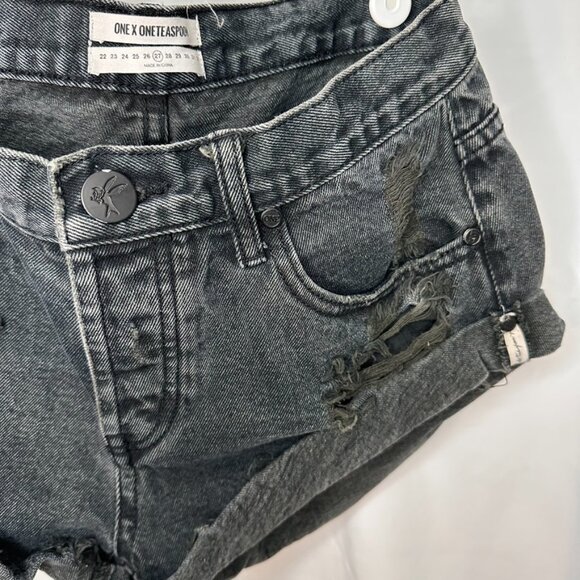One X One Teaspoon Distressed Black Denim Shorts - Picture 11 of 16